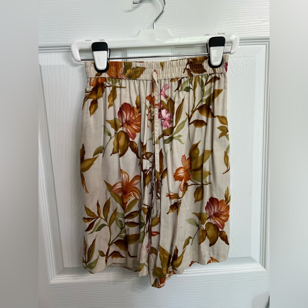 Vintage D.P.S New York tropical flower flowy shorts size small
